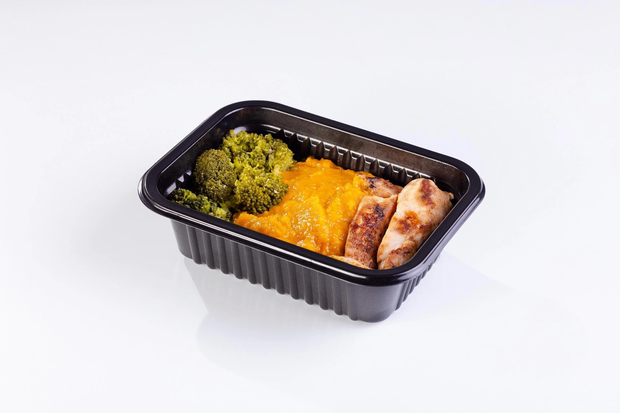 Marmita de Frango Grelhado com Purê de Abobora Cabotiá e Brócolis Corada 300g