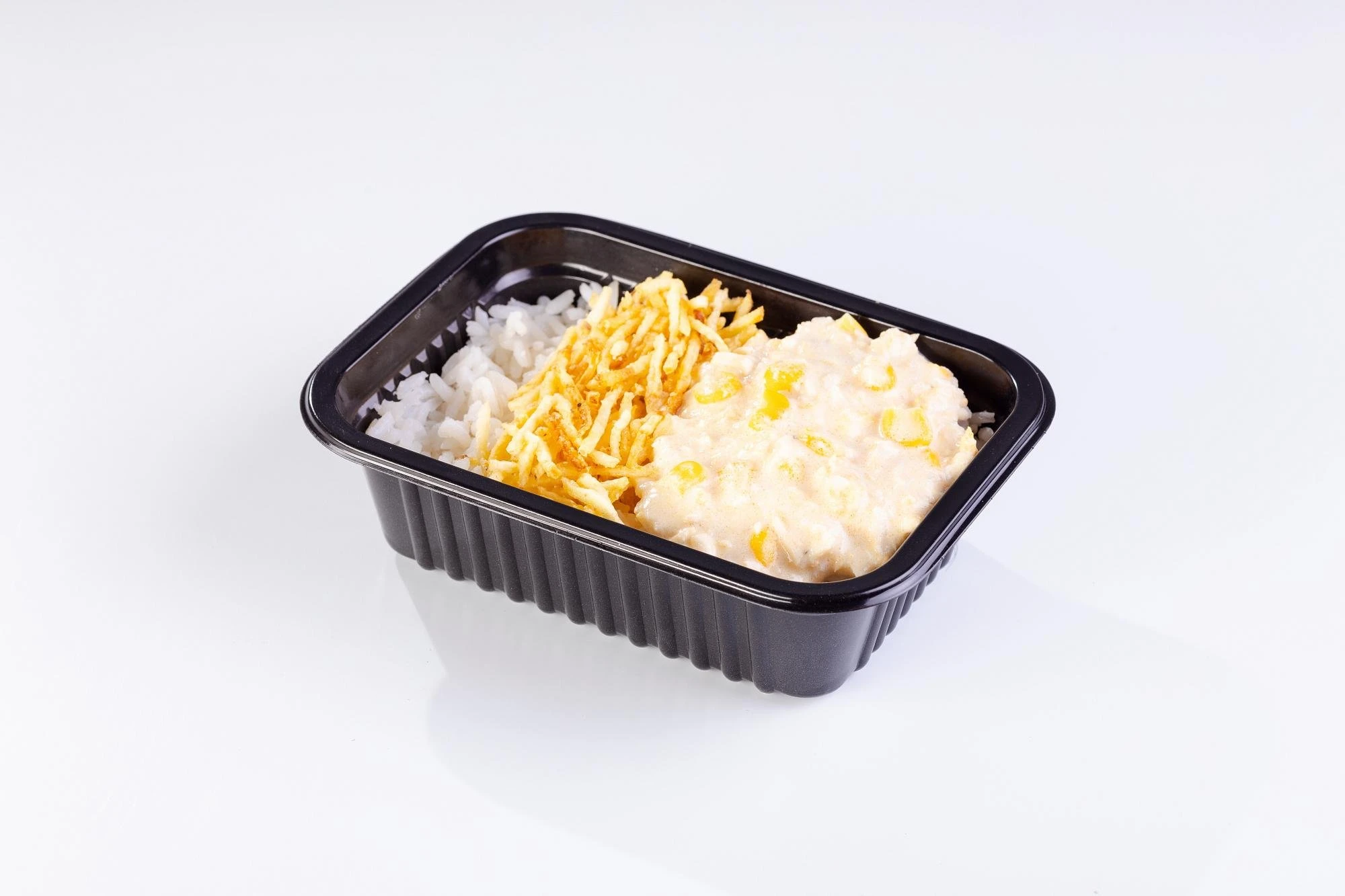 Marmita de Fricassê de Frango com Arroz e Batata Palha Corada 300g